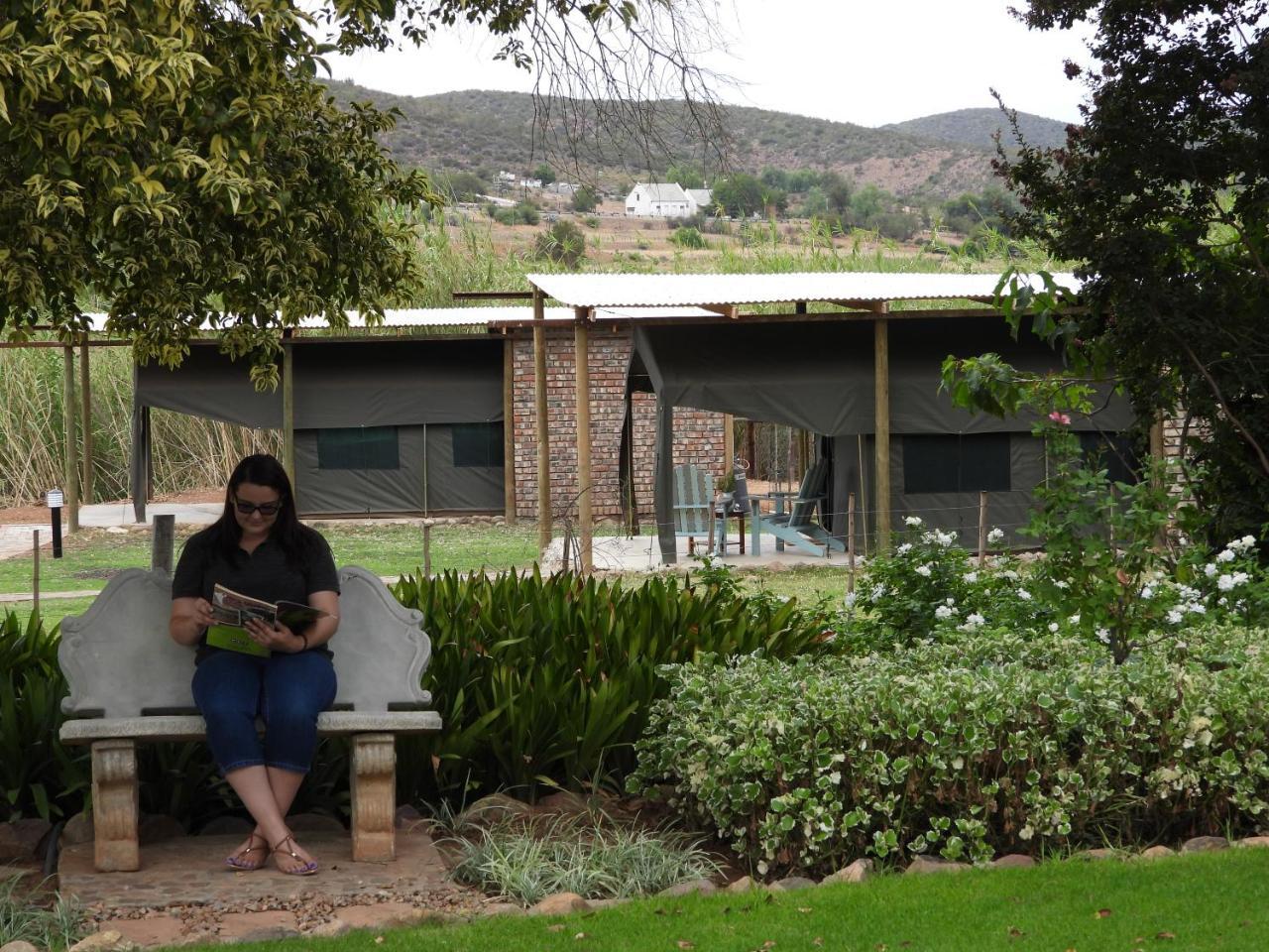 Schoemanshoek Glamping Oudtshoorn Extérieur photo